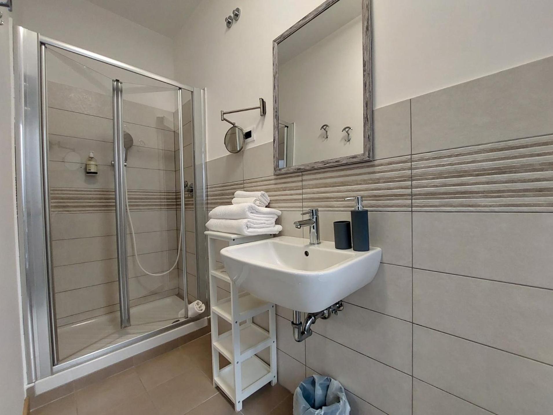 Myway Trieste Rooms ภายนอก รูปภาพ