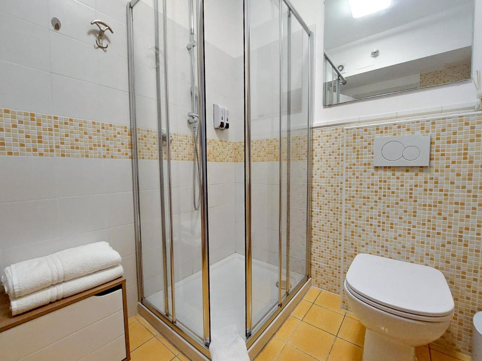 Myway Trieste Rooms ภายนอก รูปภาพ